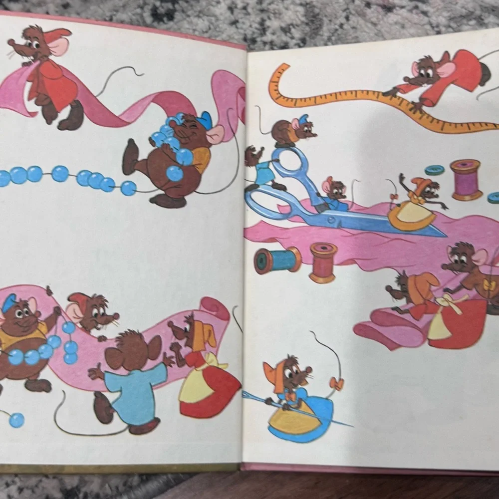 Walt Disney's ‘Cinderella’ part of the Disney's Wonderful World of Reading Books